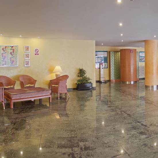 Recepción 24 horas Hotel TRH Jardín del Mar Santa Ponsa